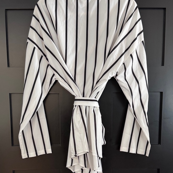 Striped Black and White Women's Top - Picture 6 of 6